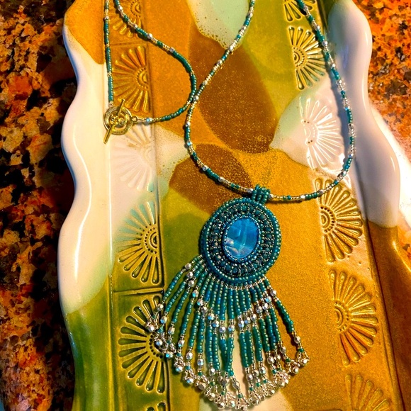 Hand beaded cabachon with fringe - Picture 3 of 6